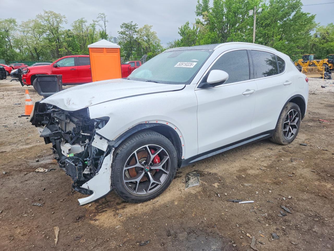 Salvage Alfa Romeo Stelvio Image