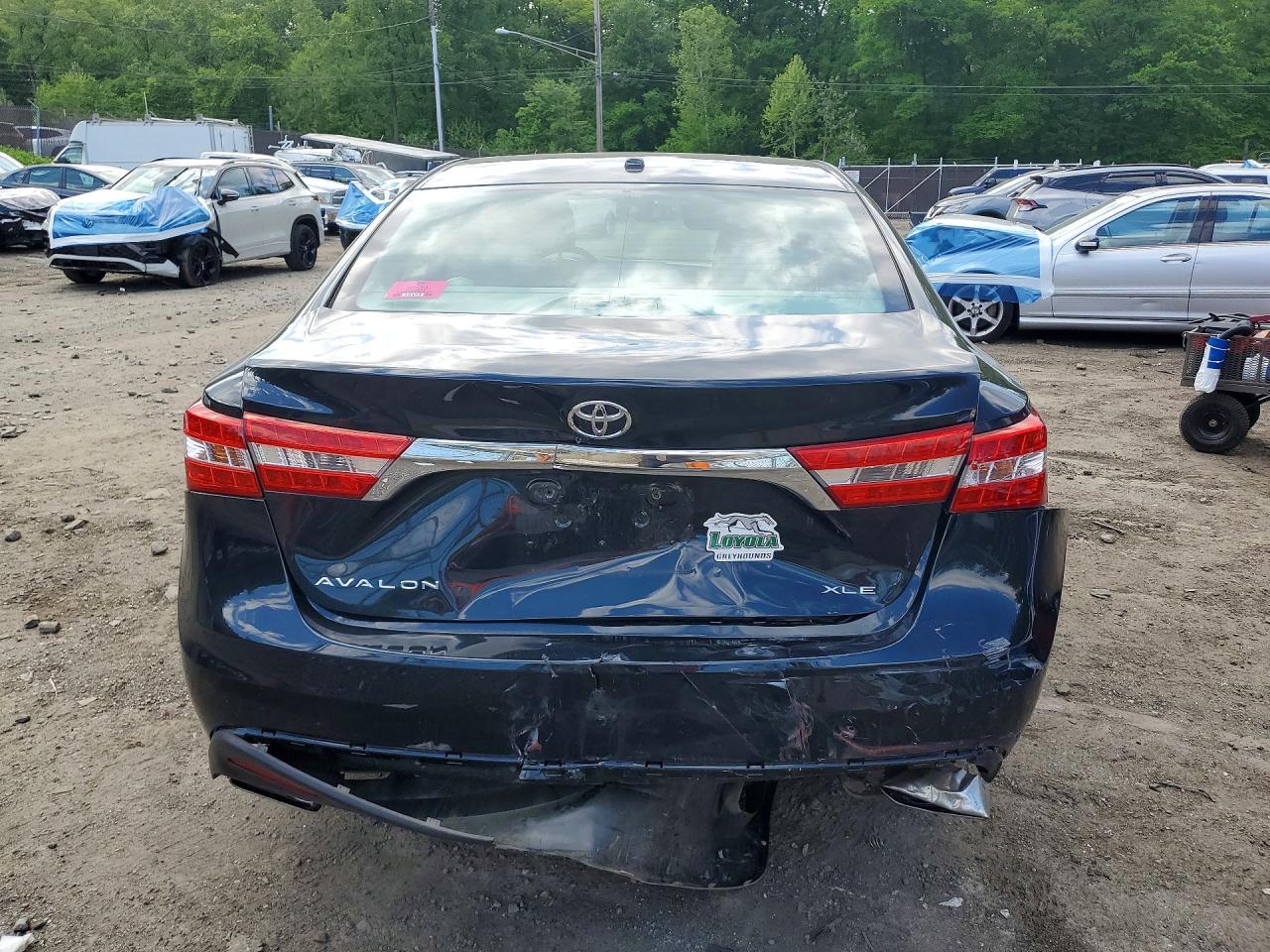 Toyota Avalon Xle