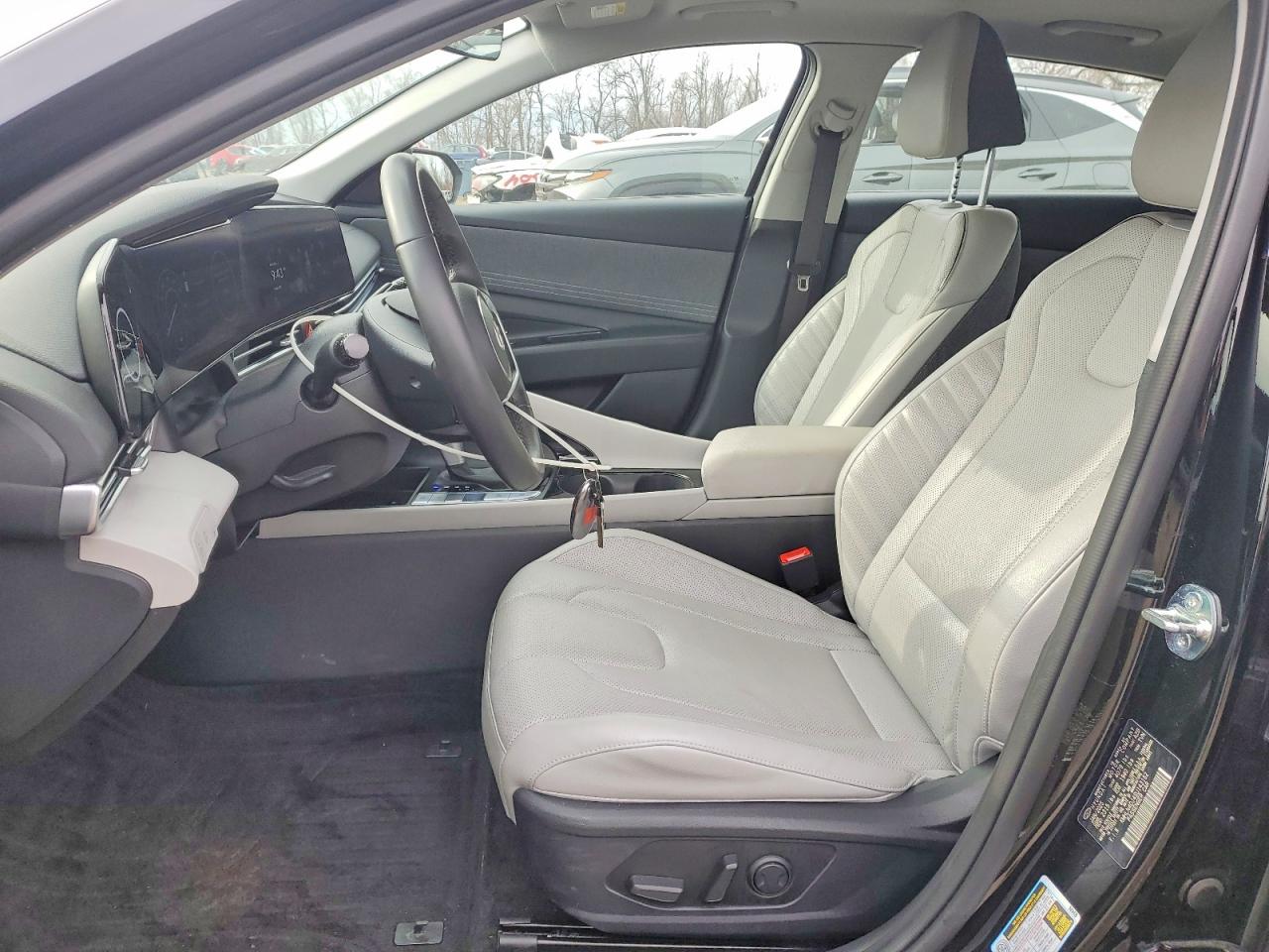 Hyundai ELANTRA Limited