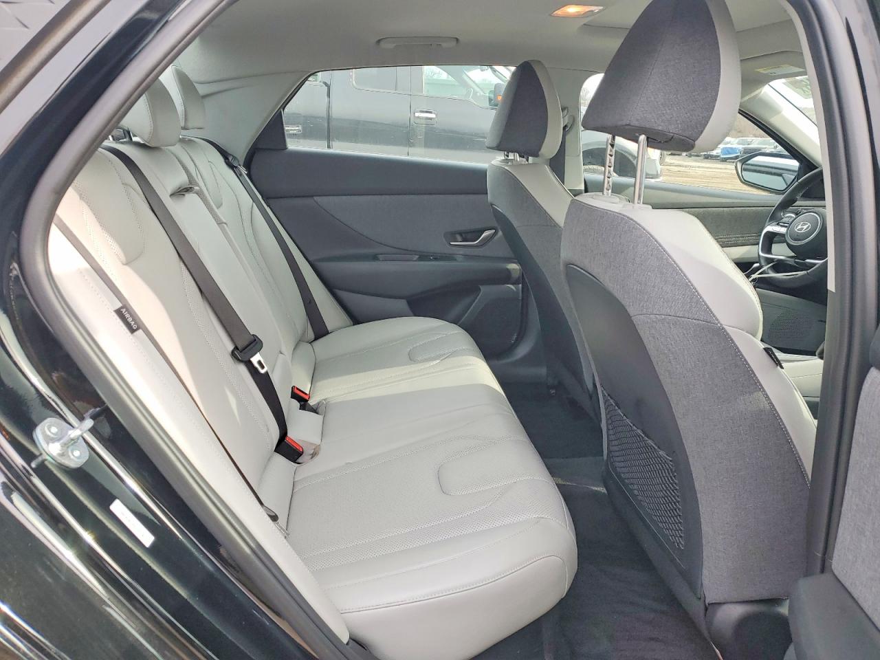 Hyundai ELANTRA Limited