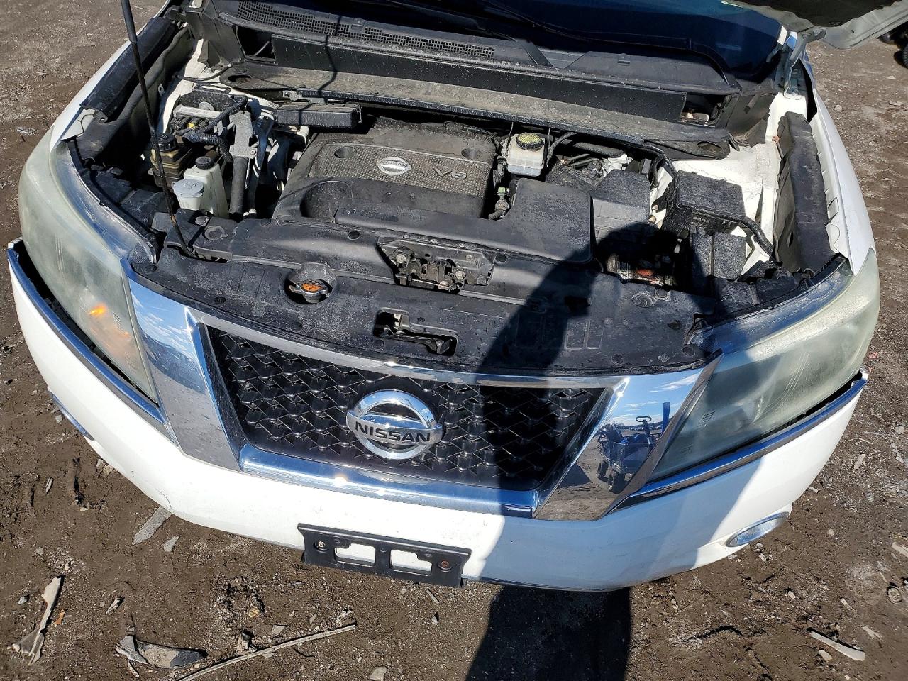 Nissan Pathfinder S