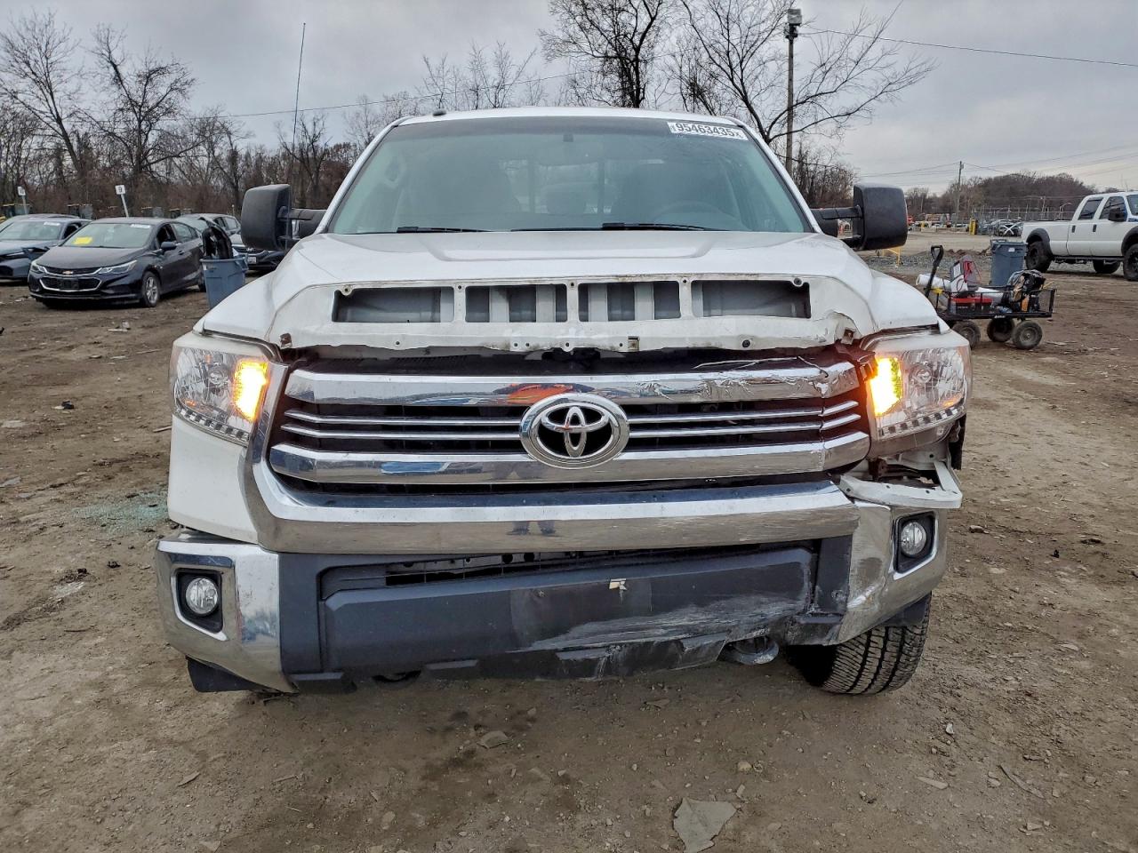 Toyota Tundra Double Cab Sr