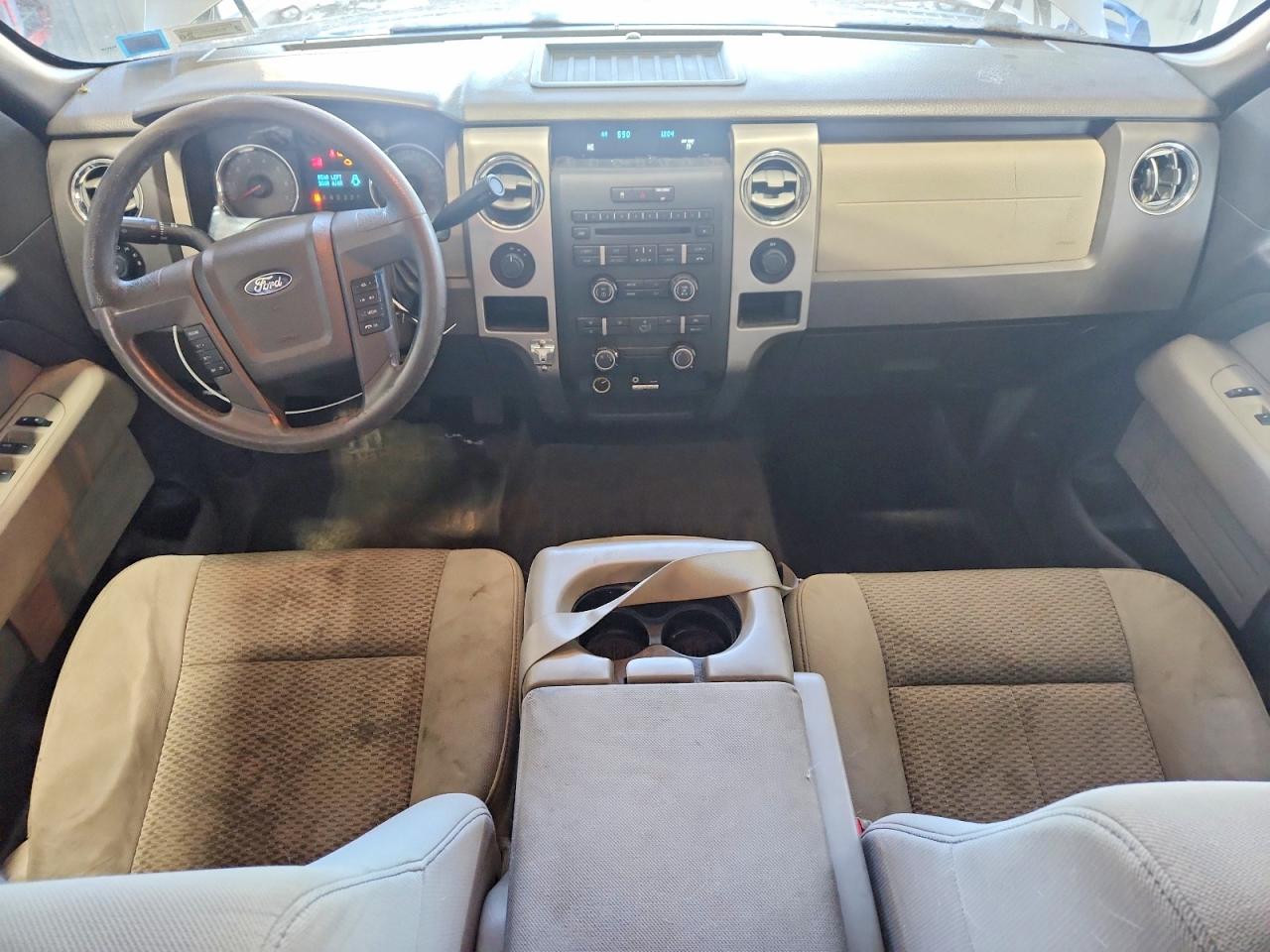 Ford F-150 Super Cab