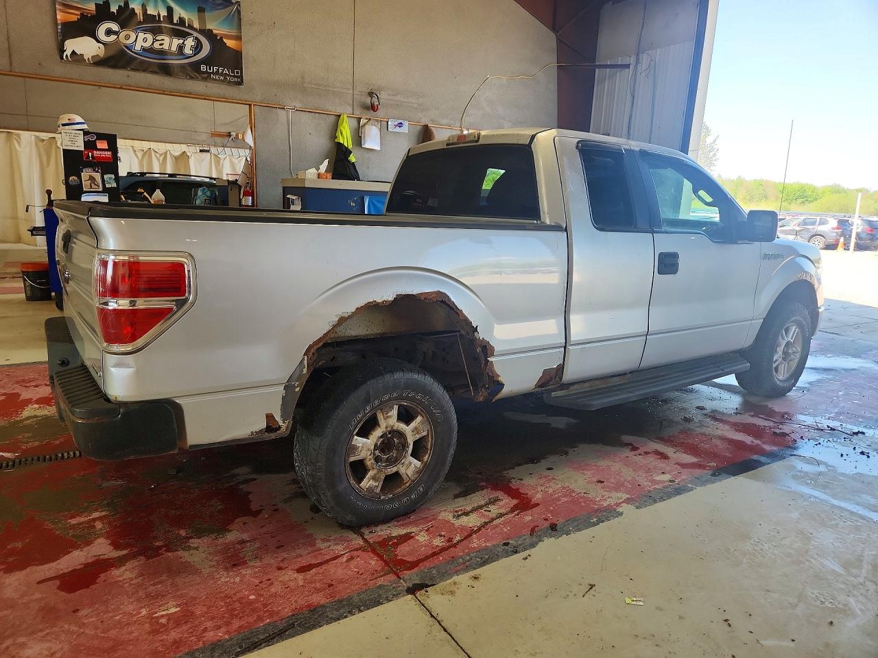 Ford F-150 Super Cab