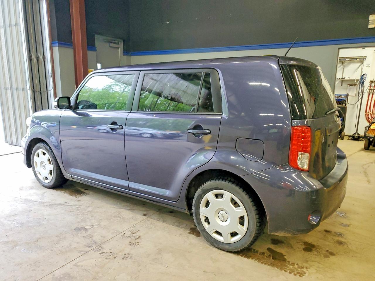 Scion xB Base