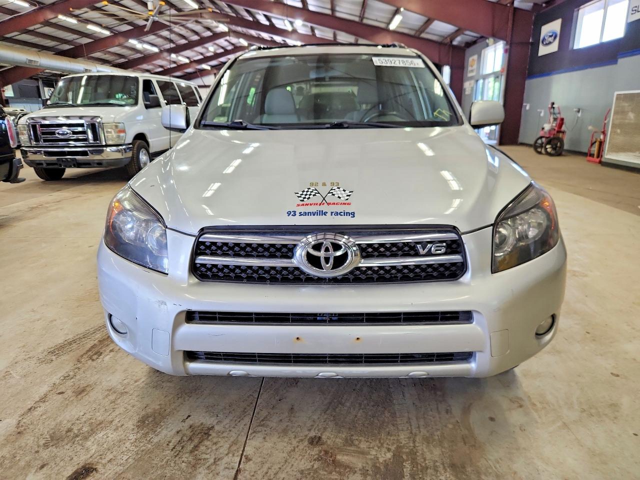 Toyota RAV4 Limited