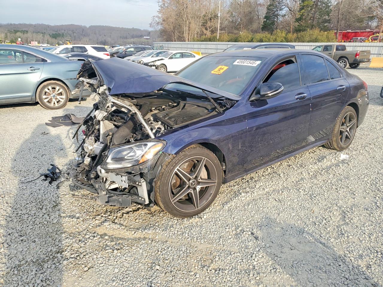 Salvage Mercedes-Benz C-Class Image