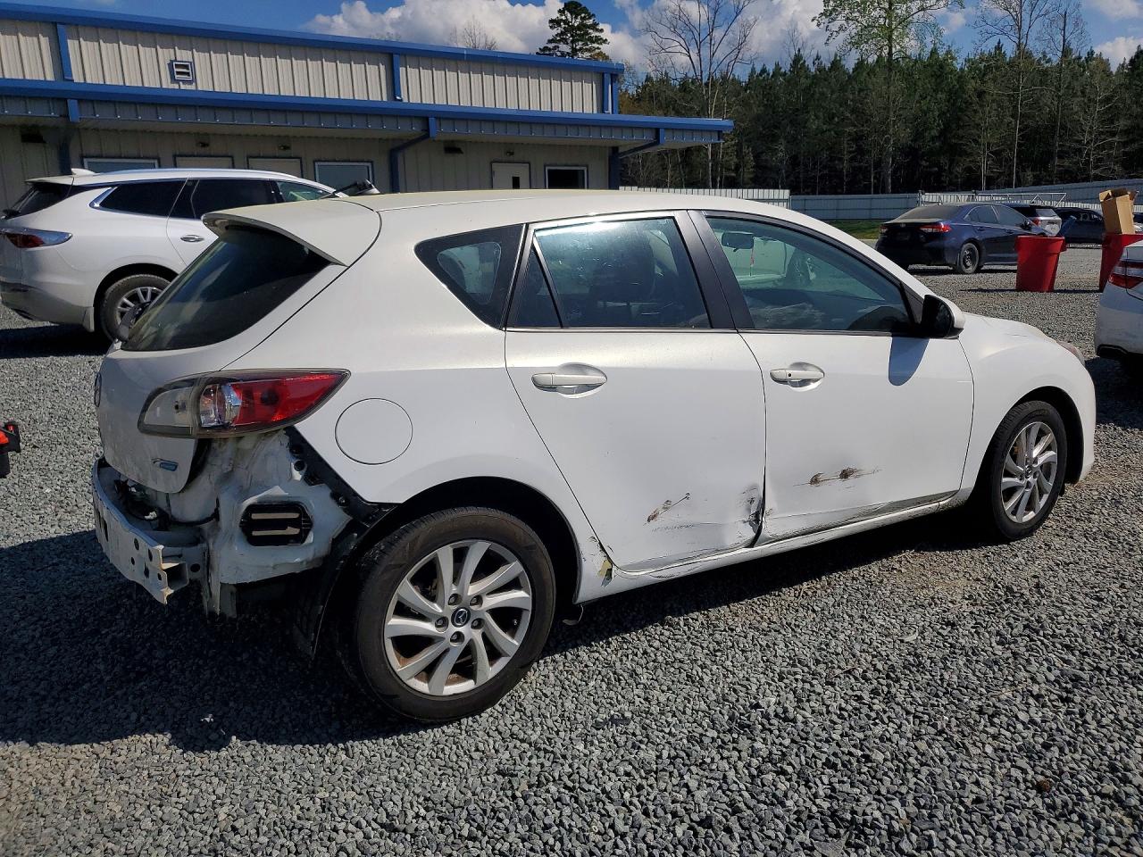 Mazda 3 I