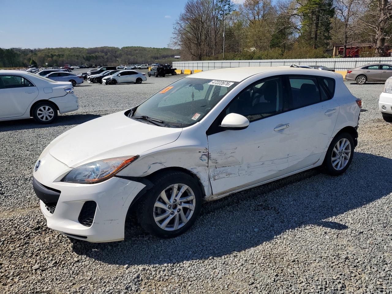 Salvage Mazda 3 Image