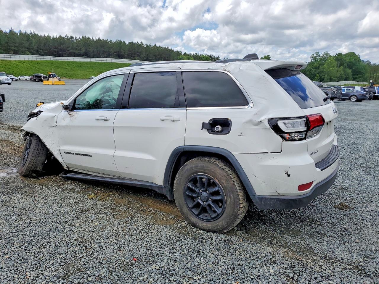 Jeep Cherokee Laredo