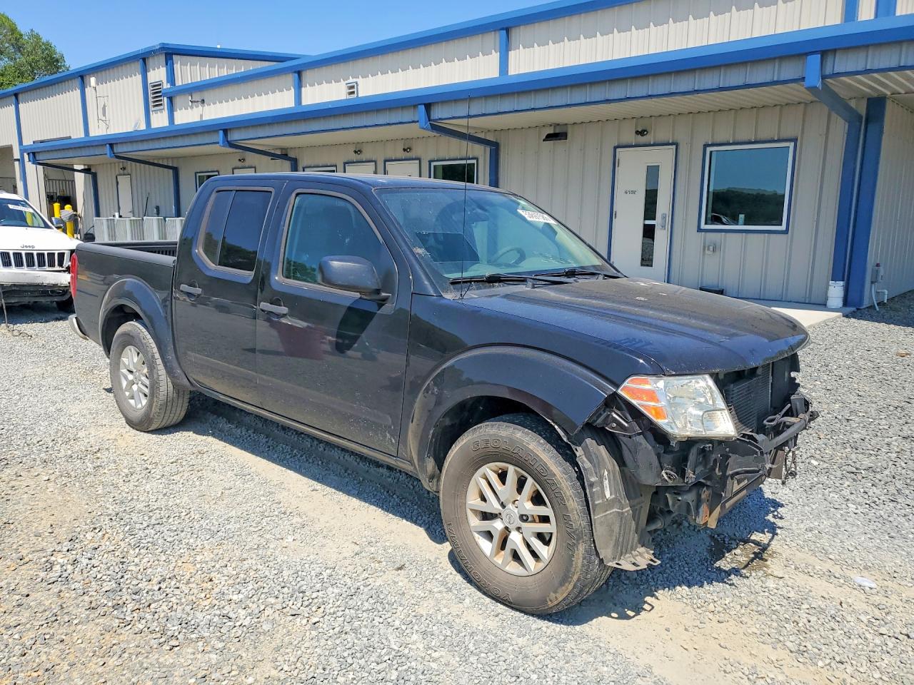 Nissan Frontier Sv