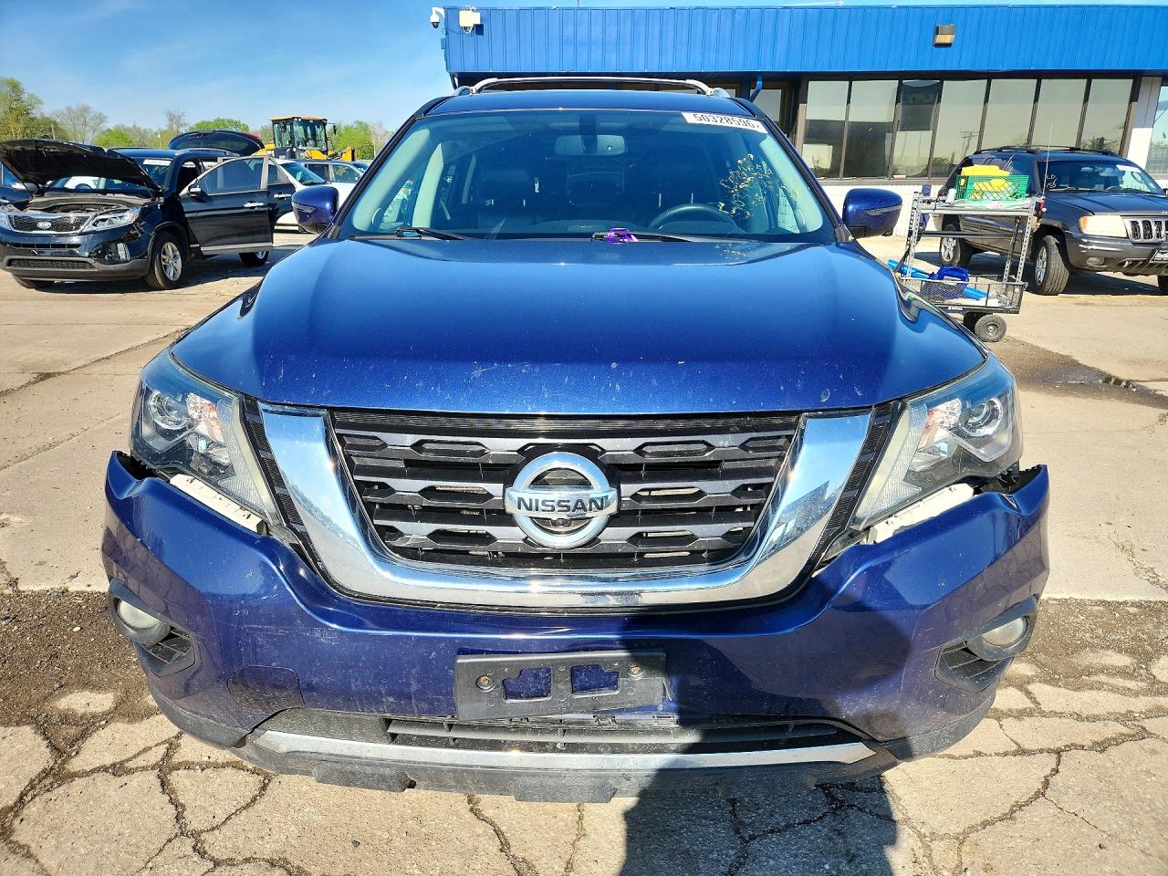 Nissan Pathfinder Platinum