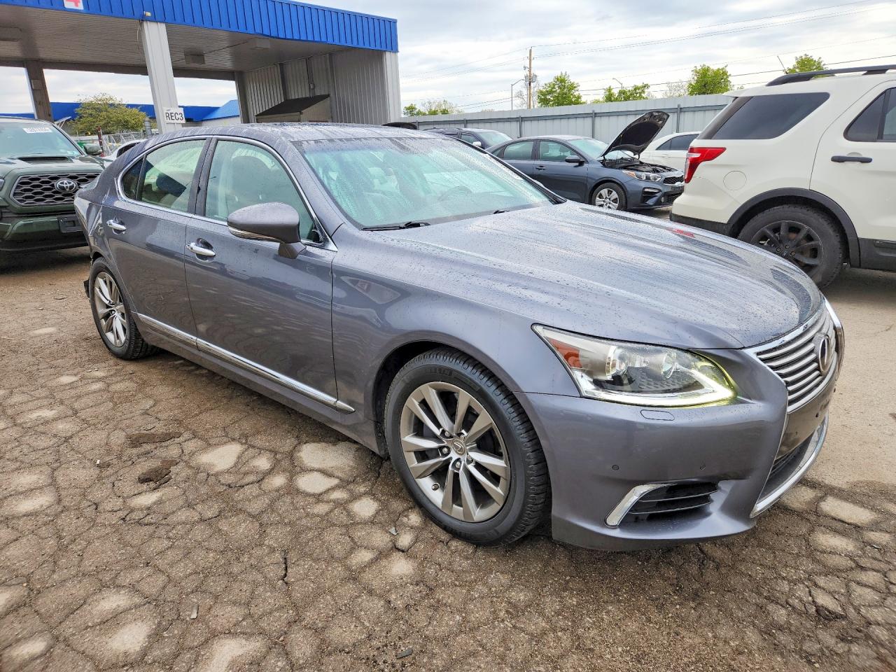 Lexus LS 460