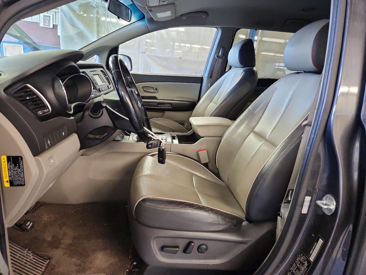 Kia Sedona Lx