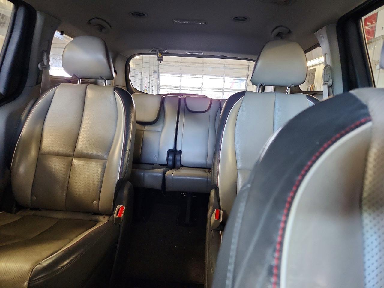 Kia Sedona Lx