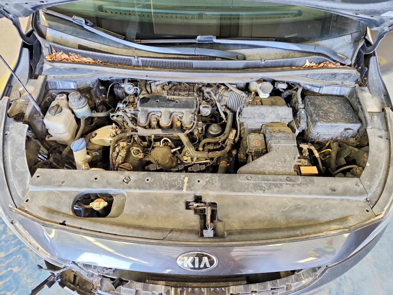 Kia Sedona Lx