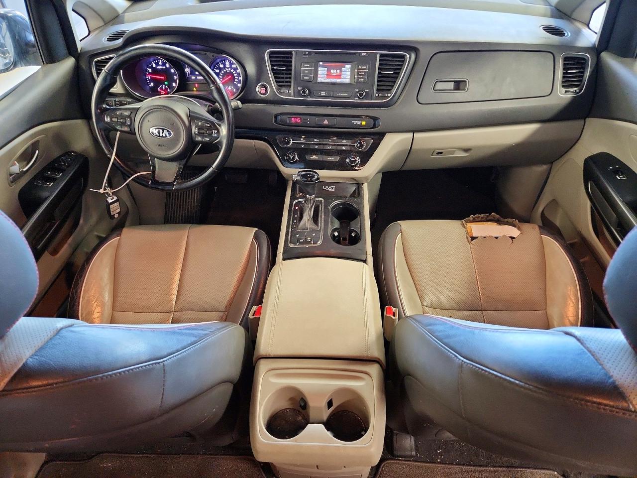 Kia Sedona Lx