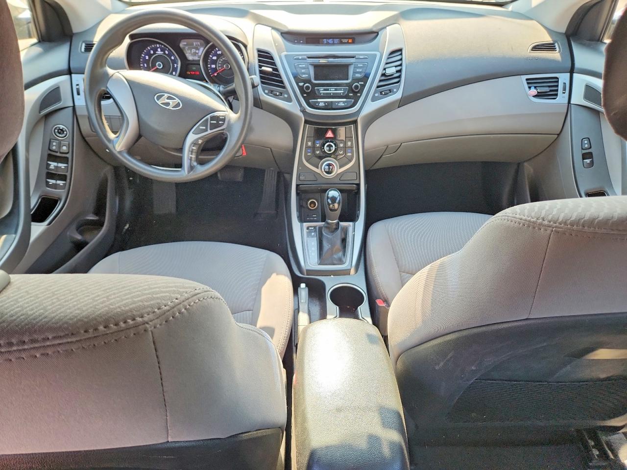 Hyundai ELANTRA Se