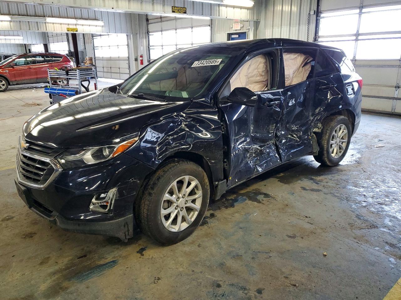 Salvage Chevrolet Equinox Image