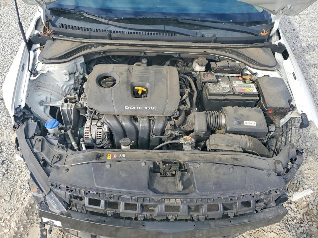 Hyundai ELANTRA Sel