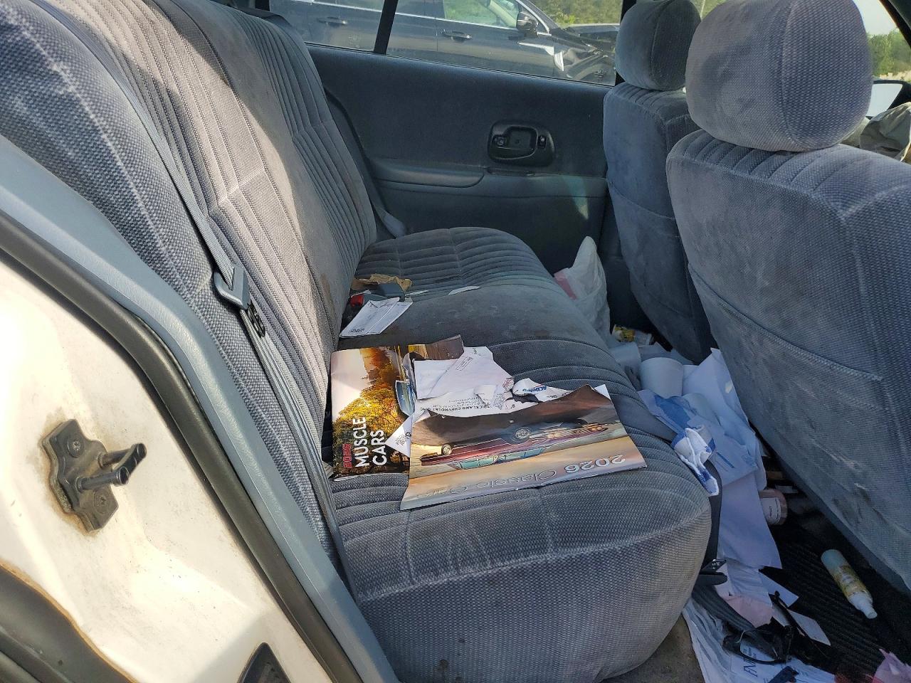 Chevrolet Lumina Base