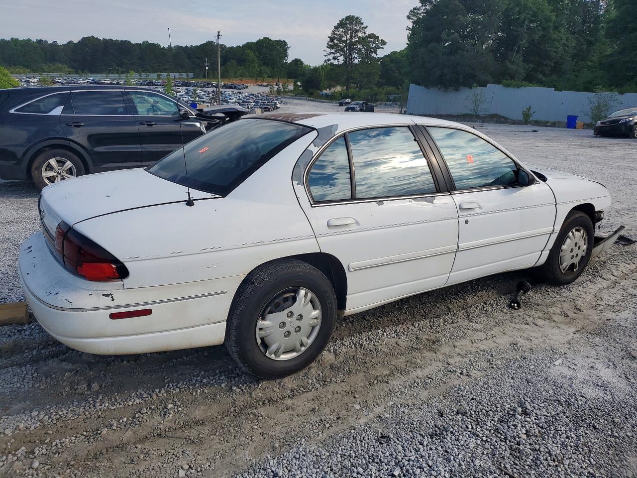 Chevrolet Lumina Base