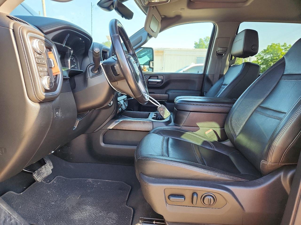 GMC Sierra K2500 Denali