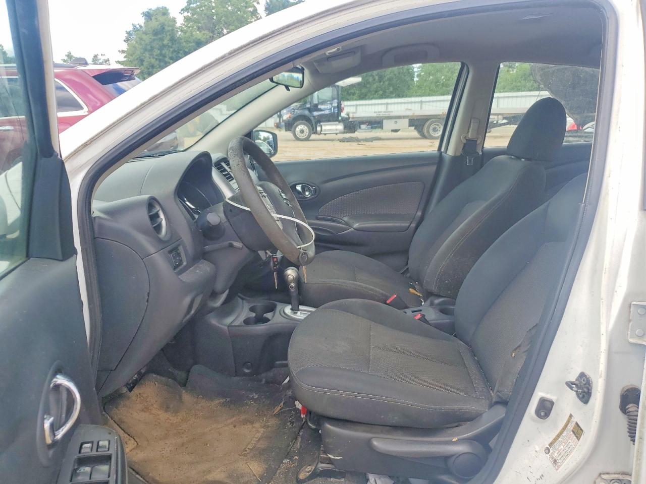 Nissan Versa 1.6 Sv