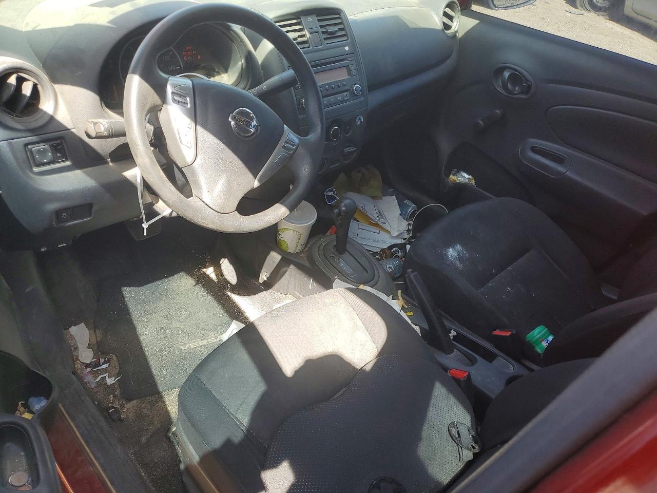 Nissan Versa