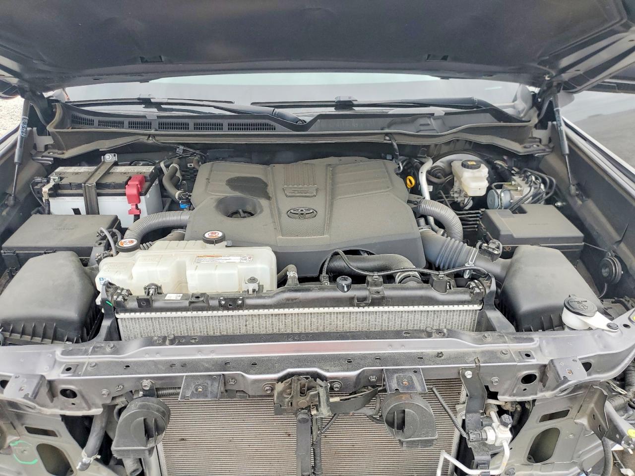 Toyota Tundra Sr5