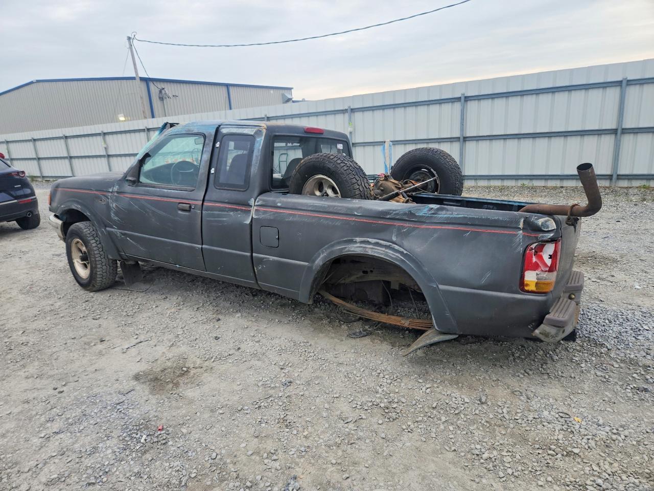 Ford Ranger Super Cab