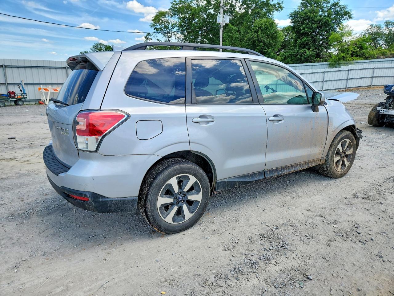 Subaru Forester 2.5i Premium