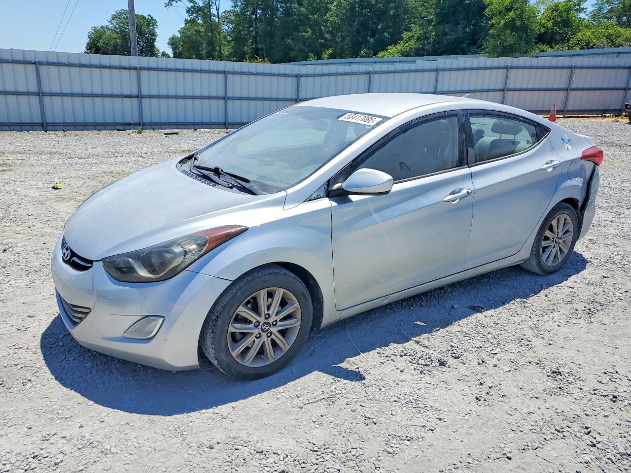 Salvage Hyundai ELANTRA Image