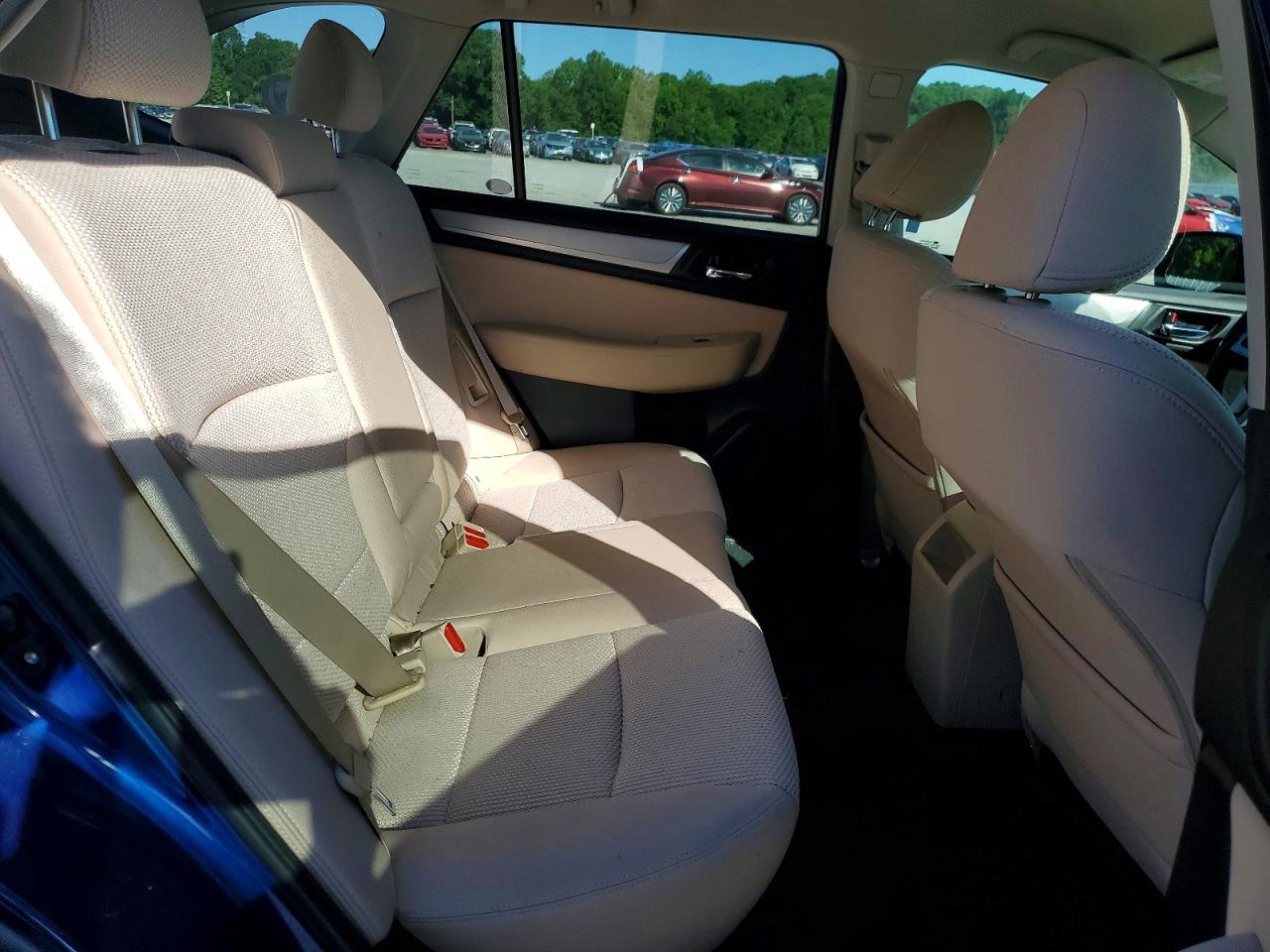 Subaru Outback 2.5i Premium