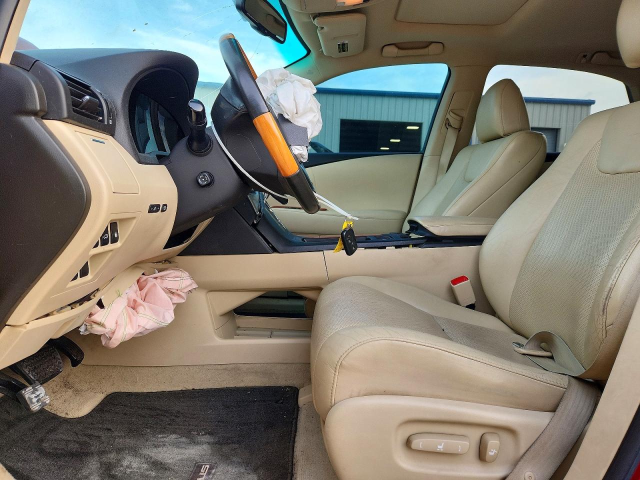 Lexus RX Base