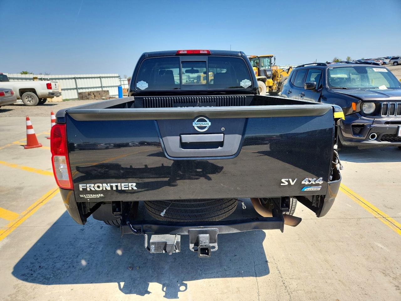 Nissan Frontier Sv V6