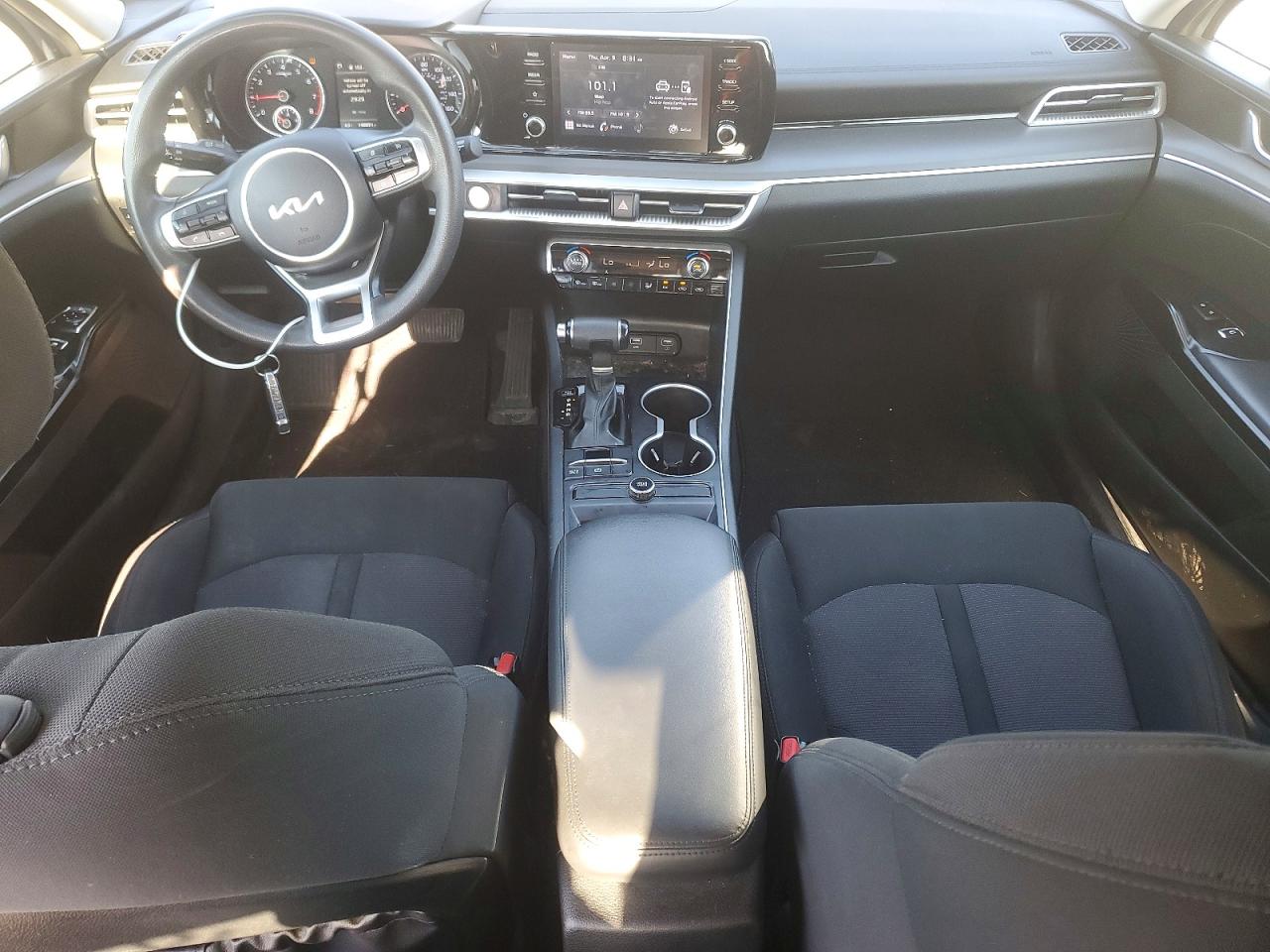 Kia K5 Lxs