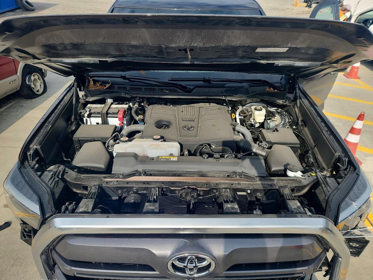 Toyota Tundra Crewmax Limited