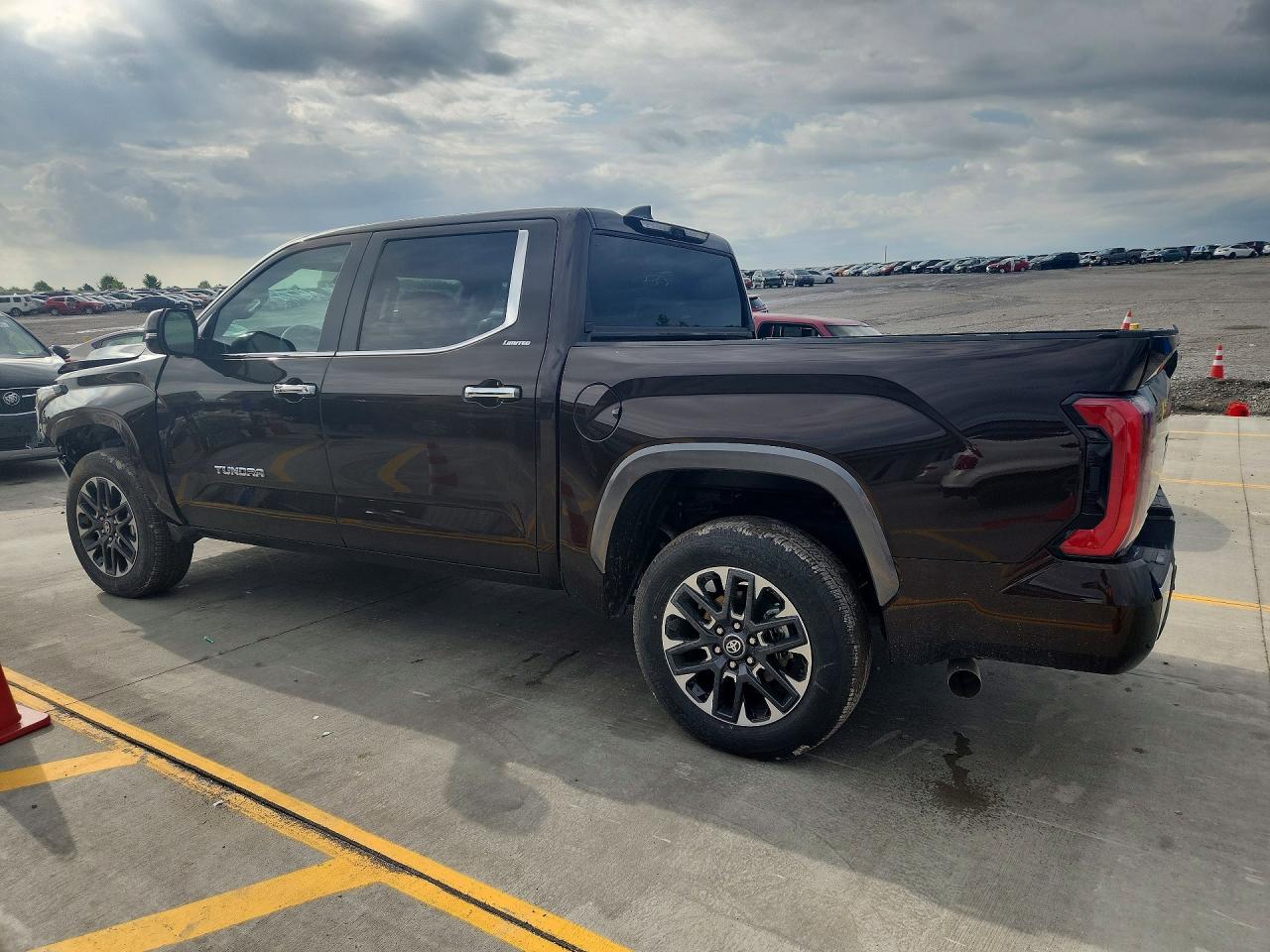 Toyota Tundra Crewmax Limited