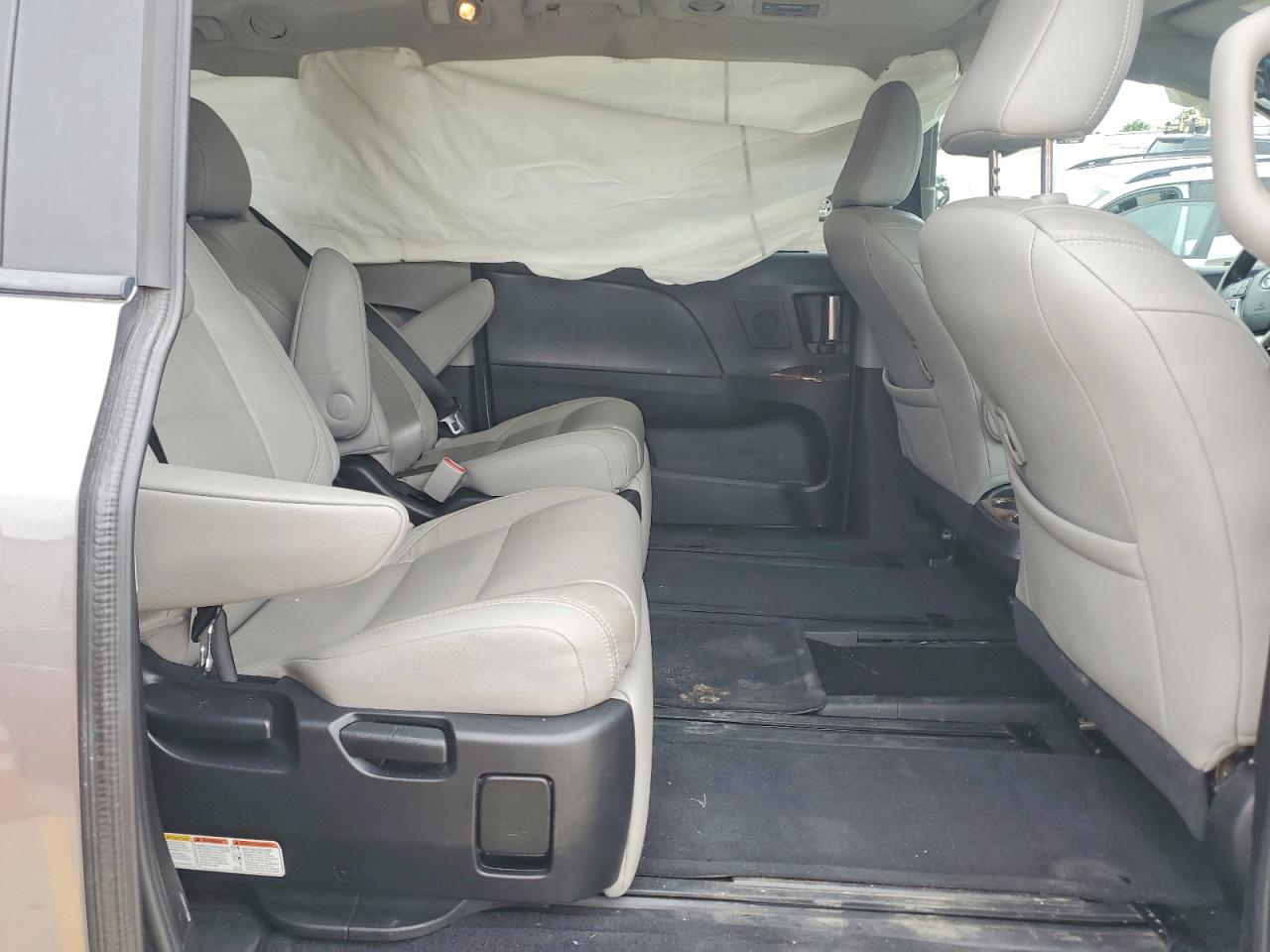 Toyota Sienna Limited Premium 7-passenger