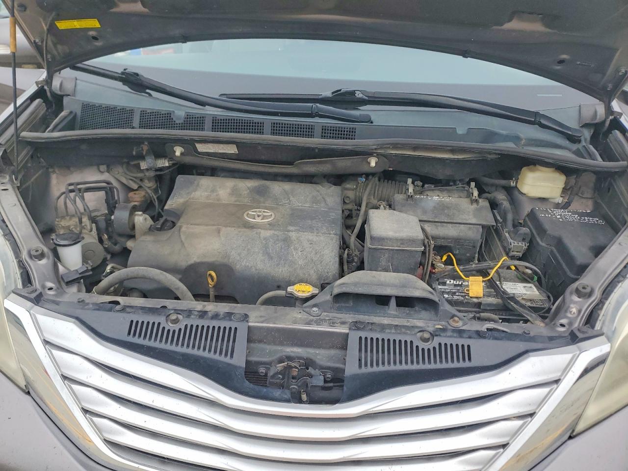 Toyota Sienna Limited Premium 7-passenger
