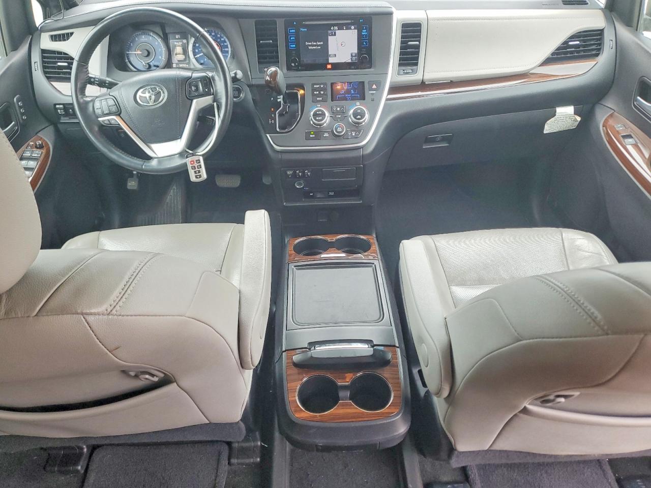 Toyota Sienna Limited Premium 7-passenger