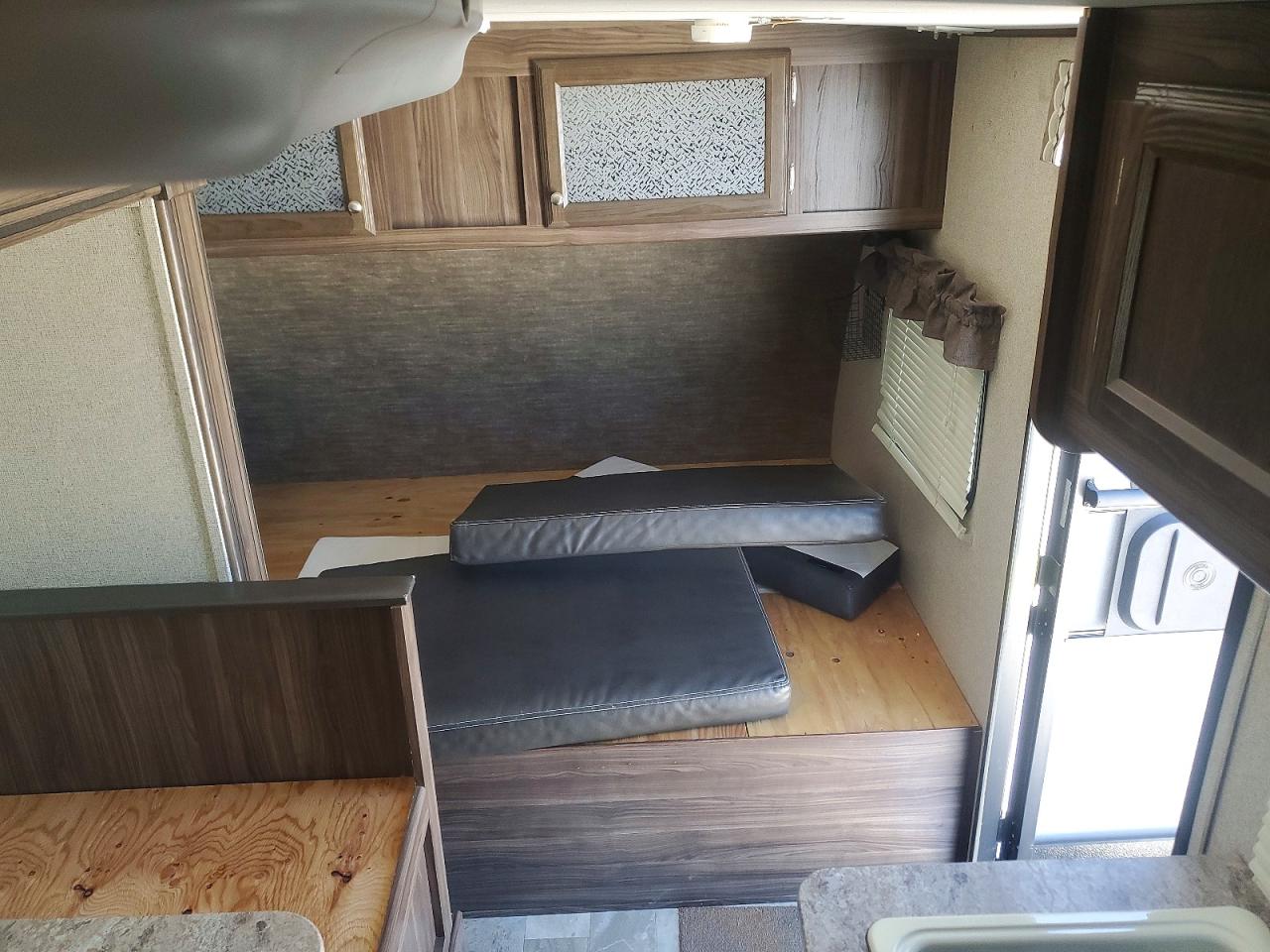 Forest River Coachmen A