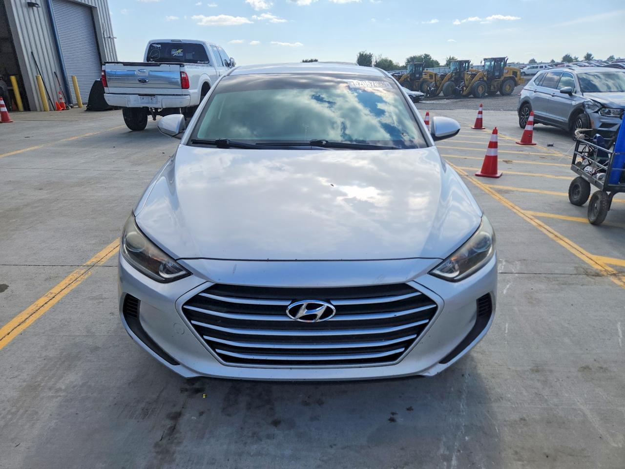 Hyundai ELANTRA Sel