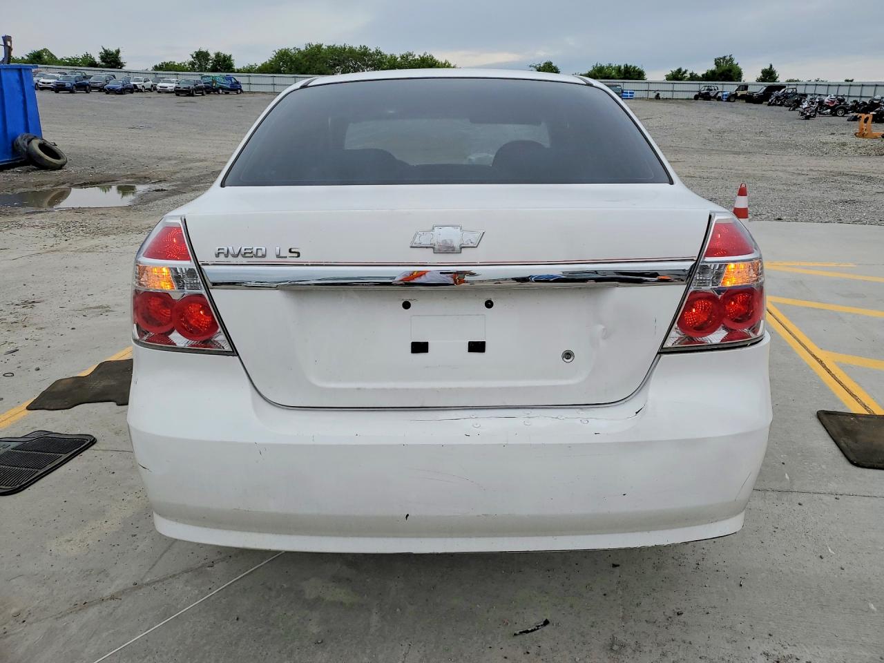 Chevrolet Aveo Base