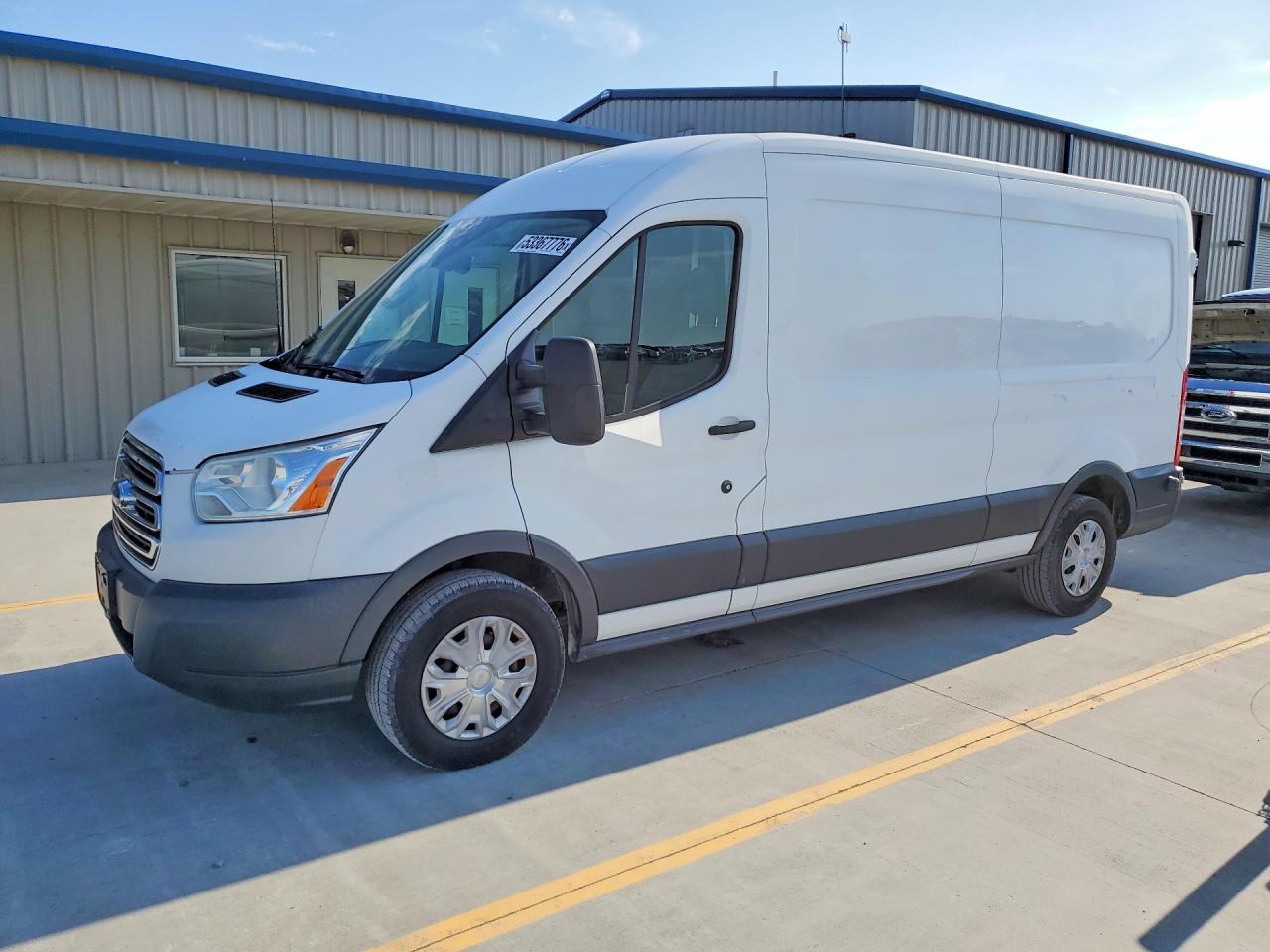 Salvage Ford Transit Image