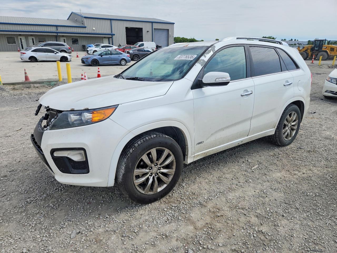 Salvage Kia Sorento Image