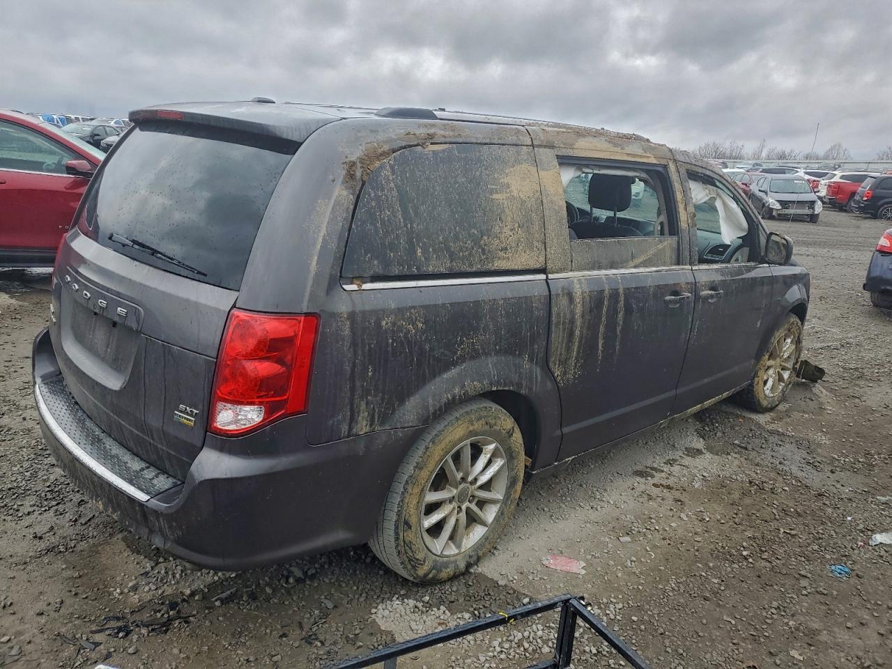 Dodge Caravan Sxt