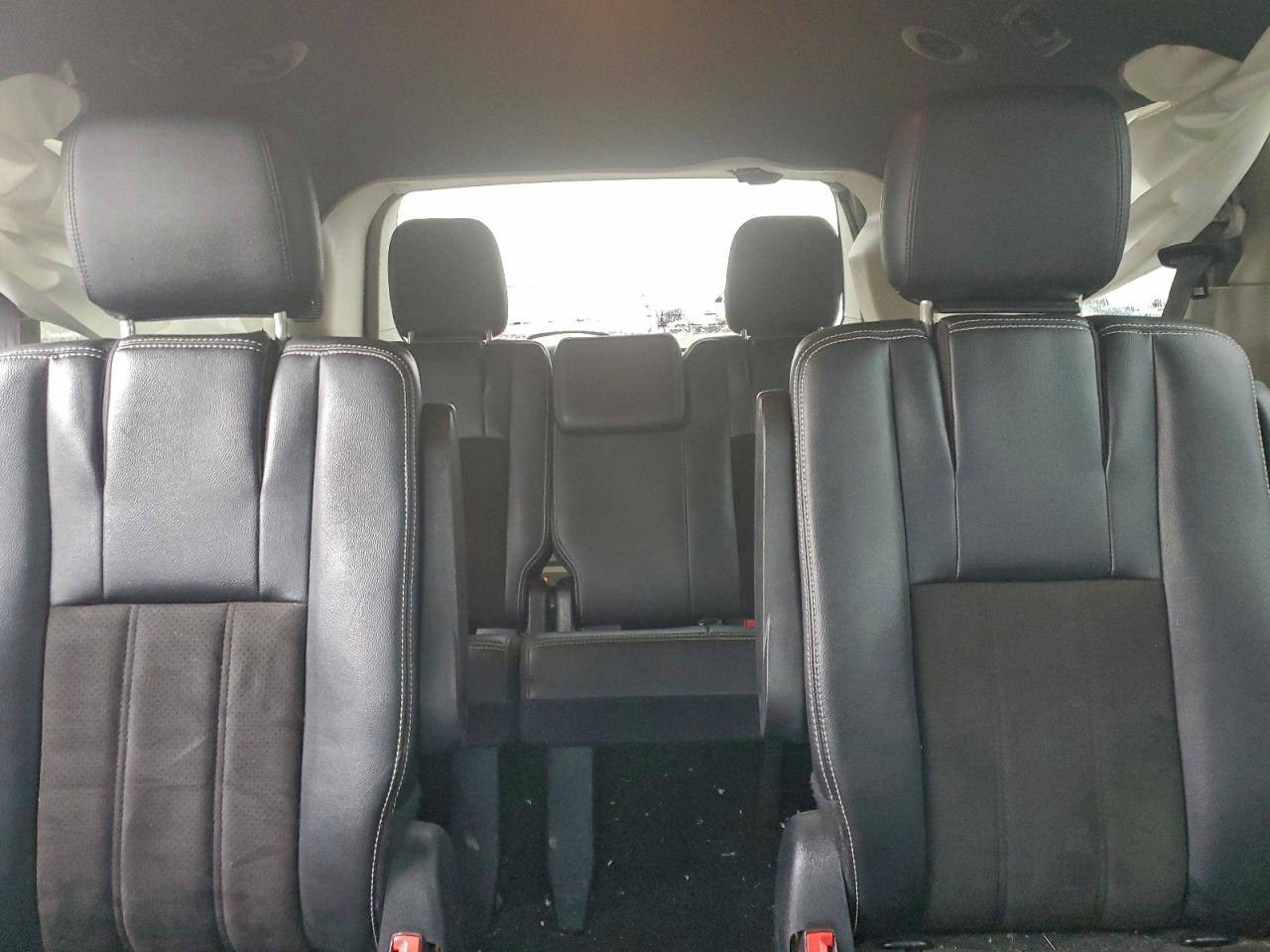 Dodge Caravan Sxt