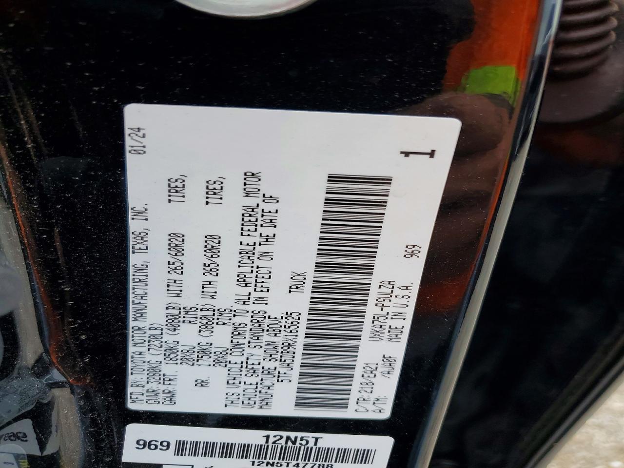 Toyota Tundra Crewmax Limited